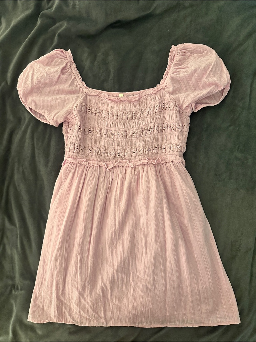 American Eagle Light Pink Puff-Sleeve Smocked Women’s Dress